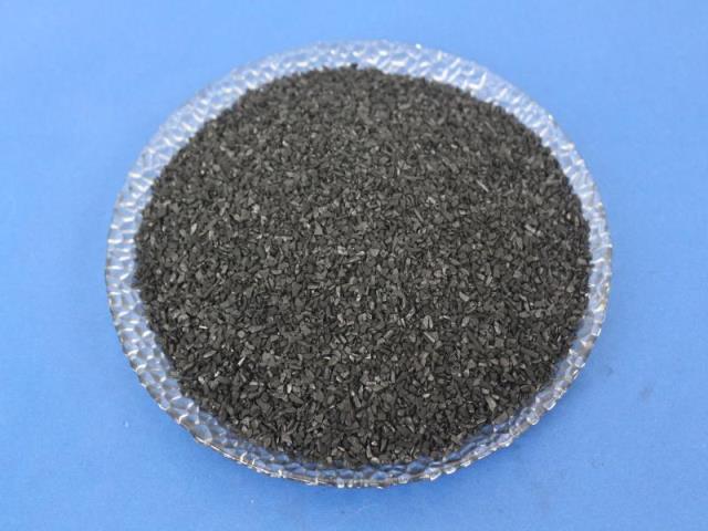 果殼活性炭濾料廠家與水處理環保行業緊密相連